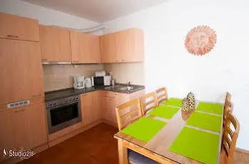 Club218 Lilly Wellness Apartman 公寓 希欧福克