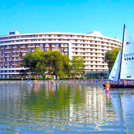 Club218 Lilly Wellness Apartman 希欧福克
