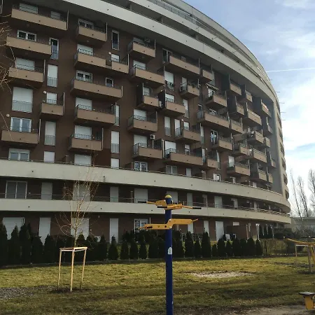 公寓 Club218 Lilly Wellness Apartman *