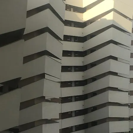 Club218 Lilly Wellness Apartman 公寓